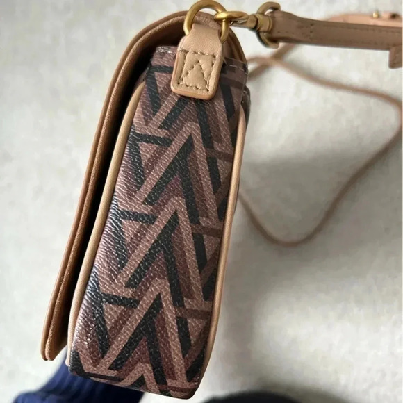 Aritzia Auxiliary monogram crossbody bag - Picture 11 of 12